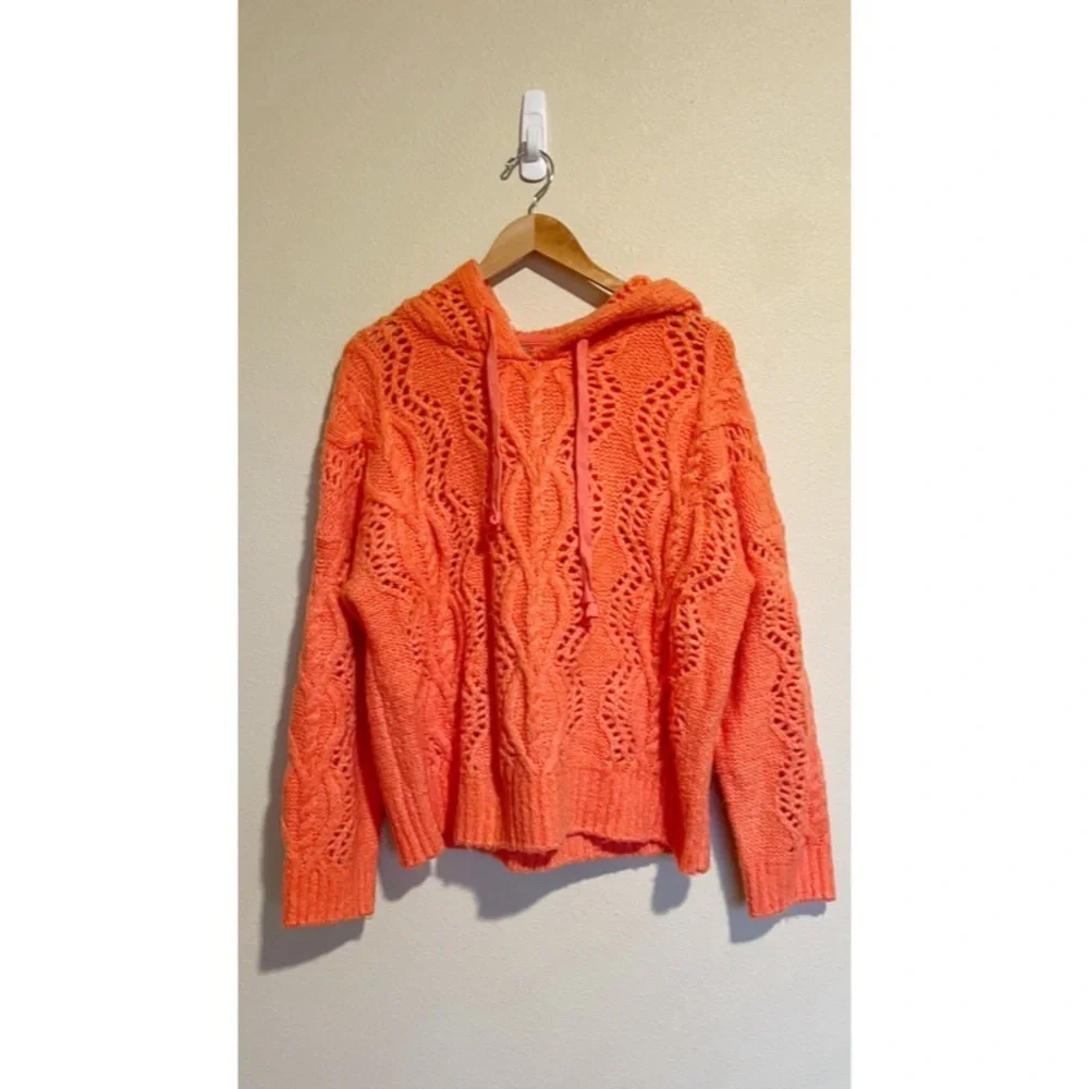 Pilcro Anthropologie Oversized Yarn Knit Cable-Knit Hoodie in Coral L
